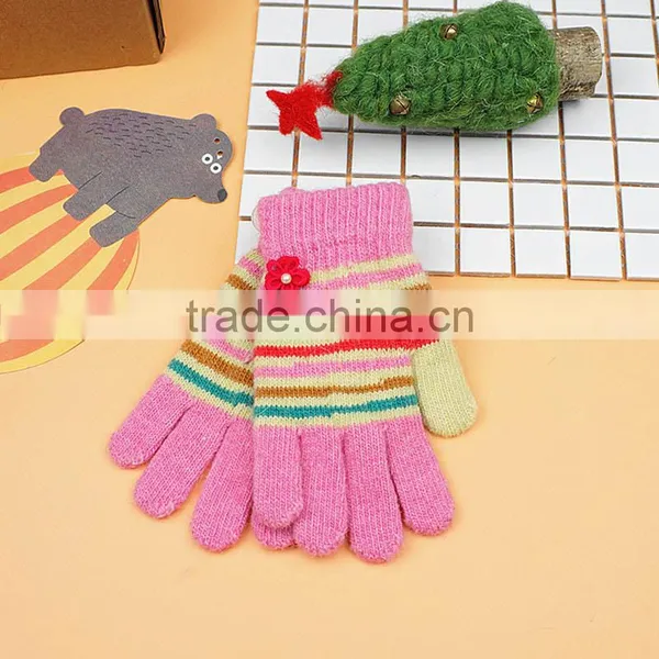 TC13025 Cheap Winter Warm Knitted Kids Gloves New Fashion Cute Long Finger With Fingers photo-3