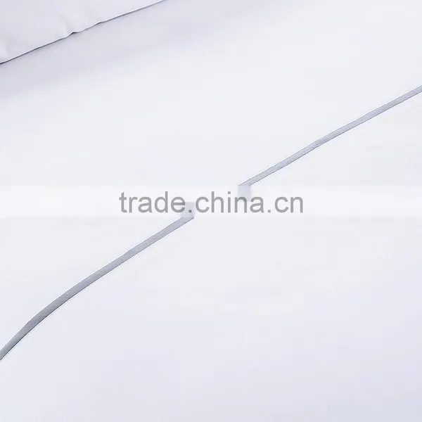China Supplier Dubai 4 Stars Hotel Egyptian Cotton Bed Linen Embroidering Duvet Cover Set photo-4