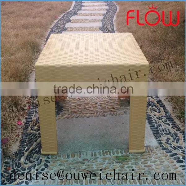 Modern Stackable Plastic Tea Table