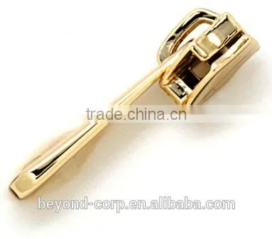 Zinc Alloy Zipper Puller Slider for Plastic Zipper photo-5
