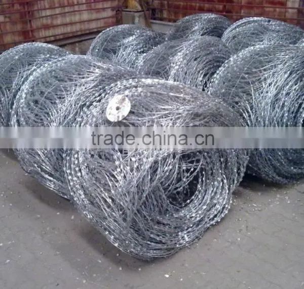 Professional Maker Barbed Wire/barbed Wire Price per Roll/razor Barbed Wire photo-2