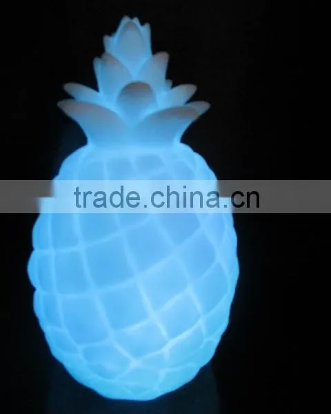 Decorative Pineappe LED Night Light photo-3