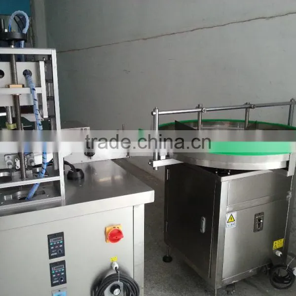 High-speed Automatic Drink/Milk Bottle Screw Capping Machine photo-2