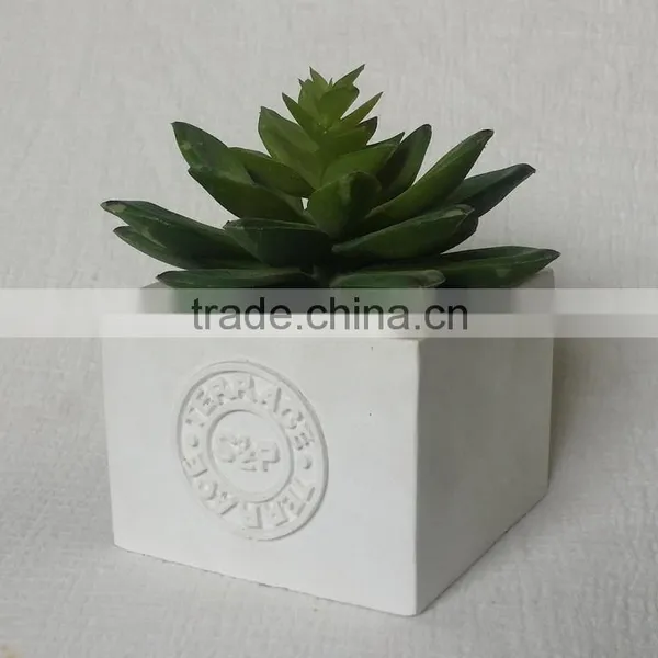 Cheap Decorative Pots With Fake Plants photo-2