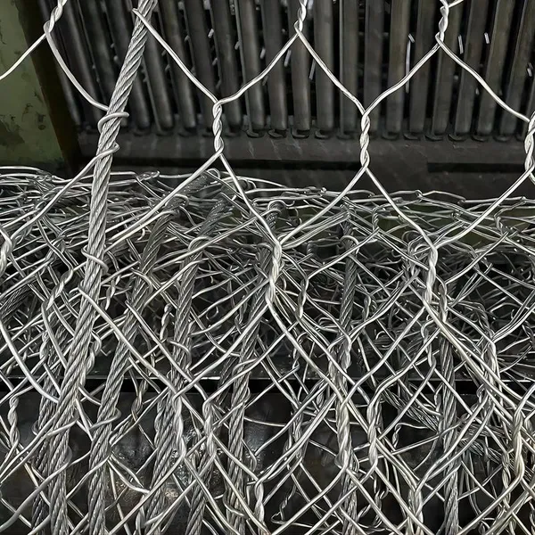Hr50 Rockfall Netting Double Torsion Reinforced Mesh Wire Plain Weave Factory Direct for Slope Consolidation Work photo-4