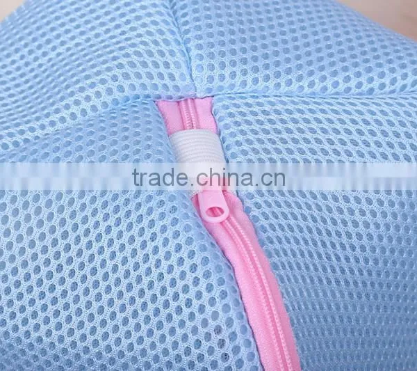 YIWU RODA 100% Polyester New Style of Pure Color Sandwich Washing Bag photo-4
