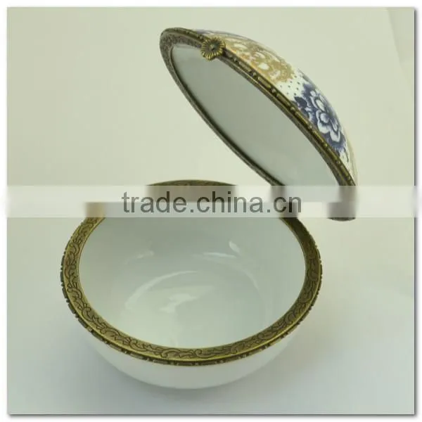 Various Designs of Cluth Box Frame photo-6