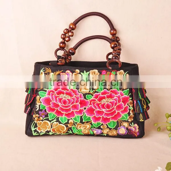Women Embroidery Bohemian Style Handbag