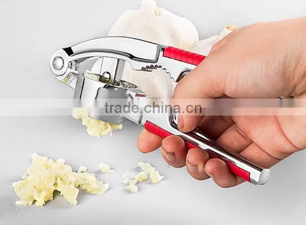 Professional Garlic Crusher ,Ginger Crusher With Silicone Garlic Peeler and Cleaning Brush photo-3