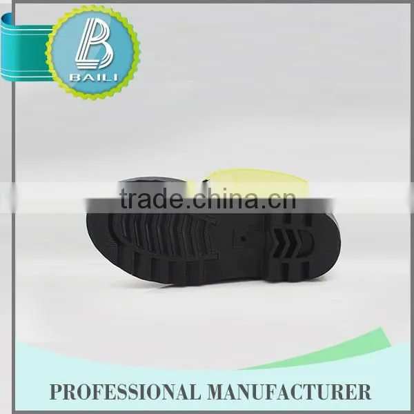 China Manufacturer Low Price Removable Golf Rain Boots photo-3