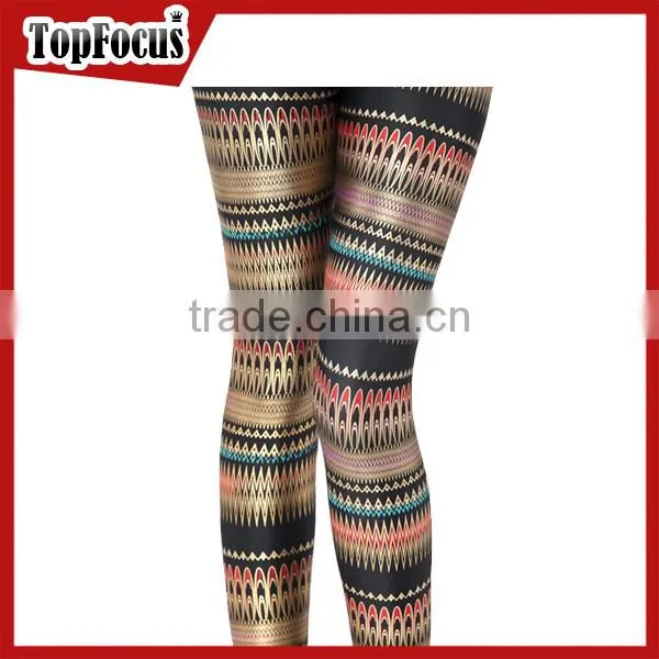 China Manufacturer Custom Sublimation Leggings Digital Printed Pants Women Running Compression Tights photo-6