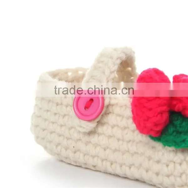 Flower Button Style Free Pattern Crochet Baby Girls Shoes photo-6
