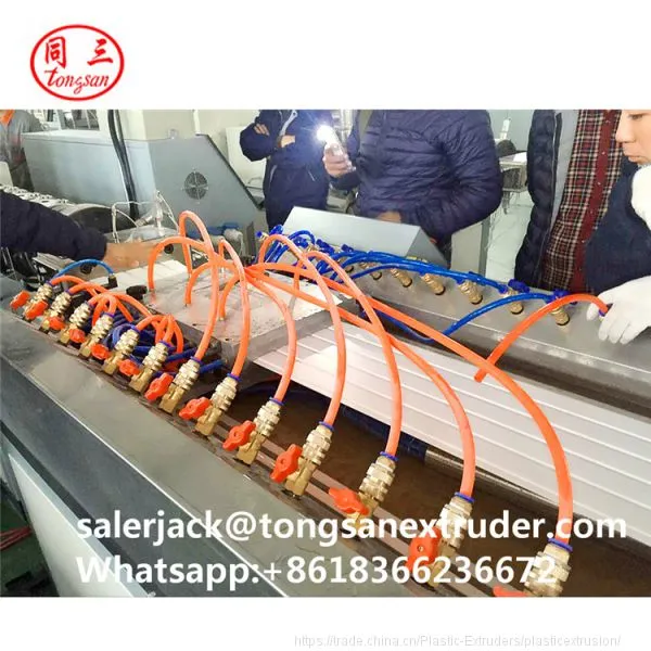 China 250-600mm Width PVC Ceiling Roofing Panel Extrusion Machine photo-2