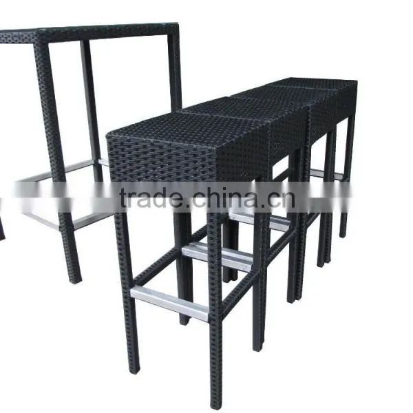 Rattan Garden Furniture Outdoor Bar Table and Chair photo-3