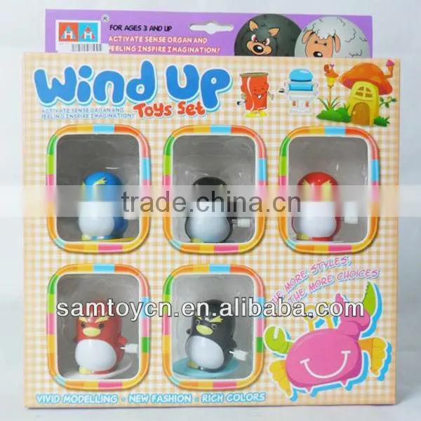 Plastic Wind up Toy,small Plastic Penguin Toy