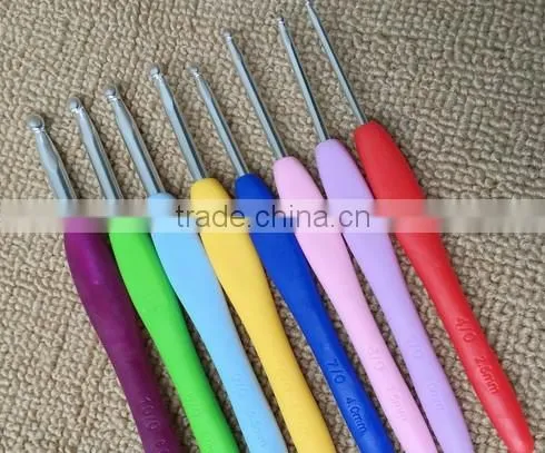 8pcs Colorful Soft Plastic Handle Aluminum Crochet Hooks Knitting Needles Set photo-4