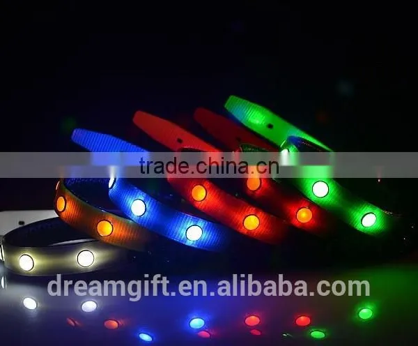 2015 New Design LED Flashing Dog Collar 6 PCS Diamond Amazing Beautiful Pet Collar photo-3
