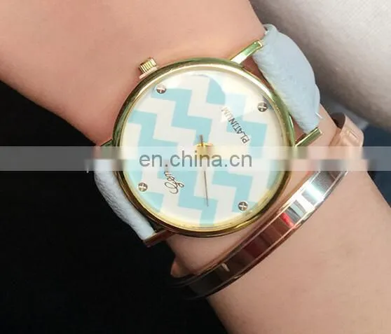 Fashion Women Casual Watches Ladies Wave Printing Wrist Watch Multicolor Leather Quartz Watch photo-6