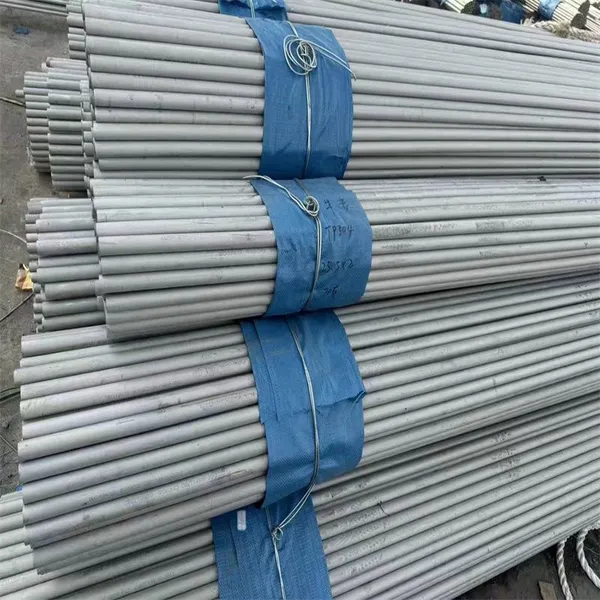 304L Stainless Steel Seamless Round Pipe Cold Drawn Corrosion Resistant Tubing photo-3