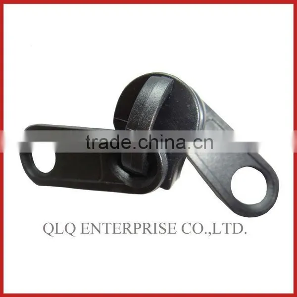 Two Ways Non Lock Plastic Zipper Slider Body photo-2