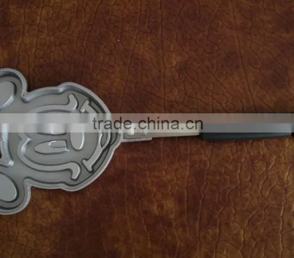 Mickey Mouse Aluminum Die Cast Waffle Iron Maker Pan