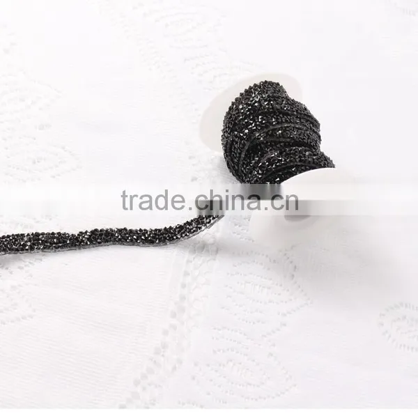Black Color Resin Diamond Hot Fix Rhinestone Chain/belt For Wedding Dress photo-3