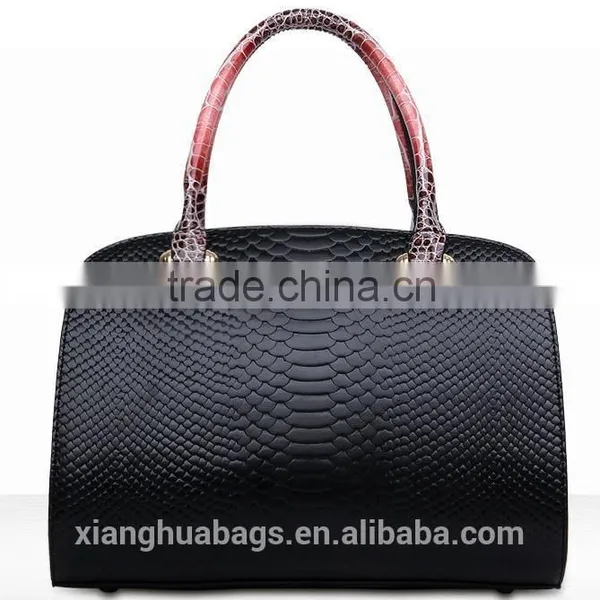 the Most Fashion Ladies Handbags With Python Pattern photo-4