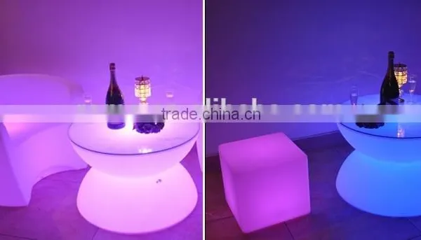 IP65 Waterproof Round Shaped Illuminated Outdoor Led Coffee Table photo-5
