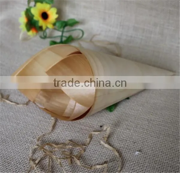 FSC Top Grade Custom Pine Wooden Mini Cone for Food photo-4