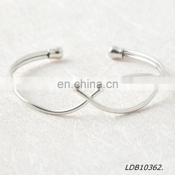 Immitation Rhodium 8 Statement Casting Cff Bracelet photo-2