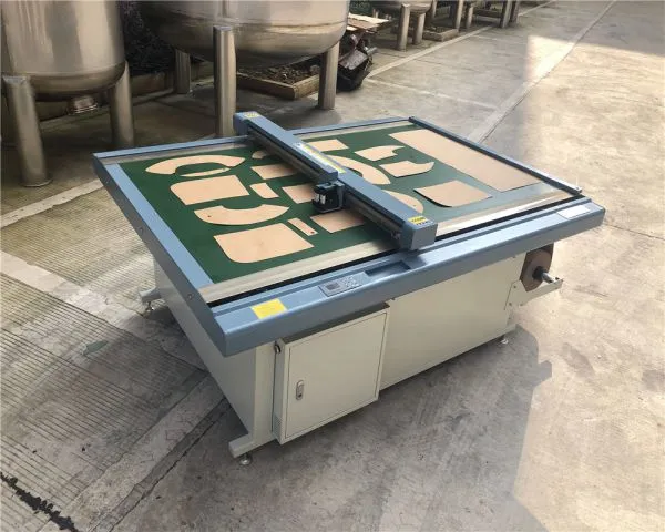 Fast Speed Inkjet Cutting Plotter Flatbed Table Cutting Plotter Garment Pattern Making Machine photo-2