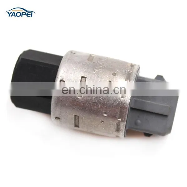 30780427 High Quality A/C Pressure Transducer Switch For 2004-2012 VOLVO S40 V50 S80 MK2 photo-3