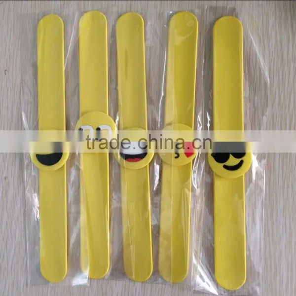 Promotional Cheap Silicone Slap Bracelet for Children Gift photo-5