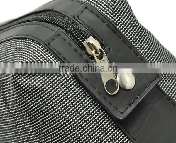 Elegant Small Plaid Toiletry Bag Travel Organizer Cosmetic Bag for Men Women photo-2