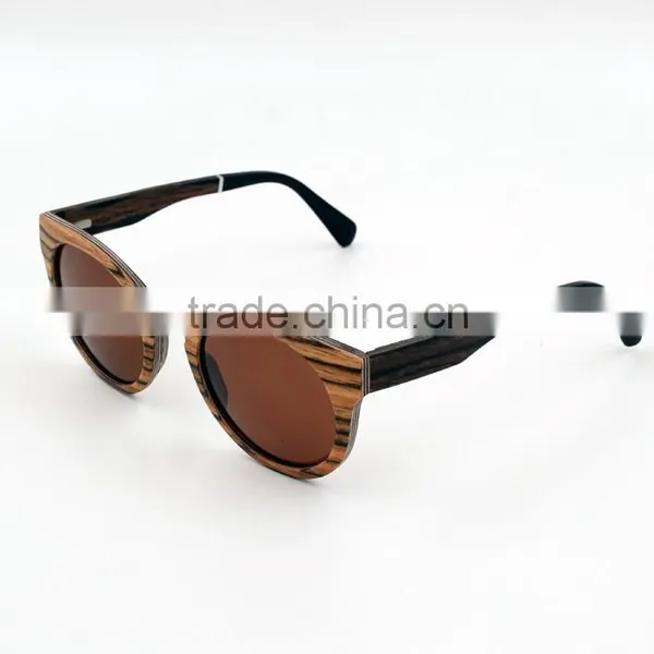 2016 Classic Luxurious Wood Sunglasses Supplier