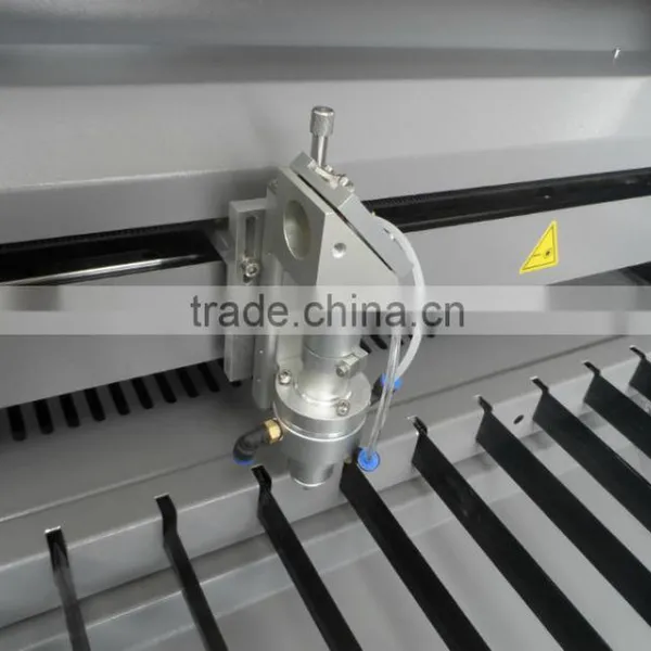 Competitive Price Donglian 2mm Metal Co2 Tube Laser Cutting Machine for Leather photo-2
