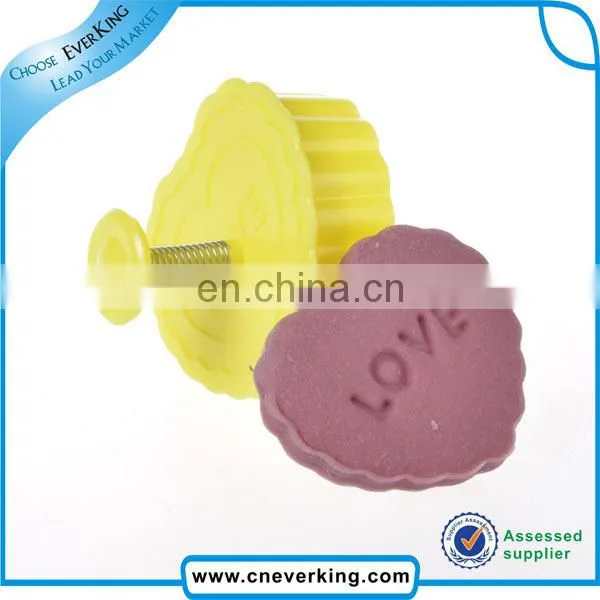 Christmas Decoration Heart Love Shape Coated Cookie Cutter photo-4