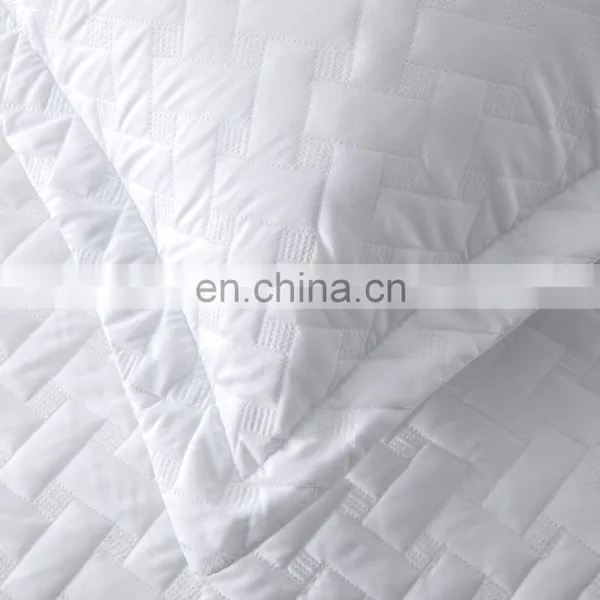 Delicate Multi Purpose Movable Woven 100% Microfiber Polyester Quilt Bedspread Set photo-6