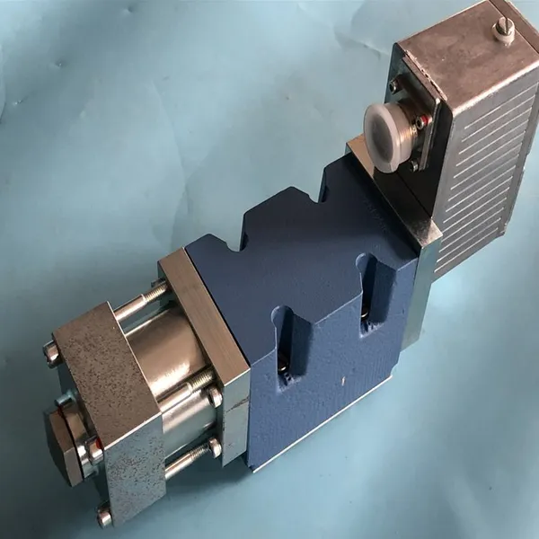 Hydraulic Valve MOOG Moog D634-319C Servo Valve Quality Assurance photo-4