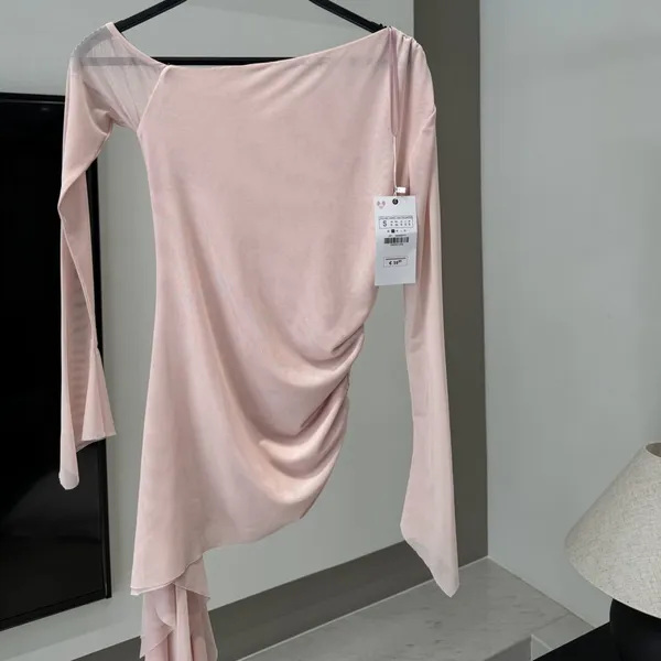 Women's Clothing European and American Style Design Asymmetrical Silk Mesh Slim Fit Long Sleeved Top photo-4