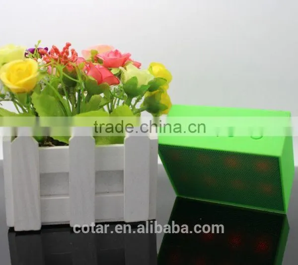 Bluetooth Speaker With LED Light, Disco Light Bluetooth Speaker,Music Mini Bluetooth Speaker With Fm Radio /Handsfree Function photo-2