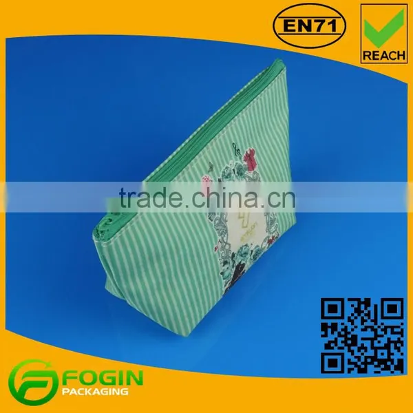 Green Custom Zipper Bag Cosmetic photo-2