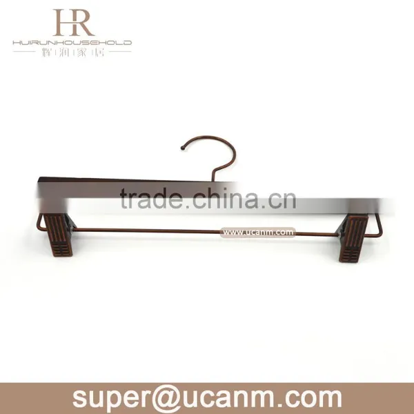 HRW-G35GB Luxury Wood Clips Hanger photo-3