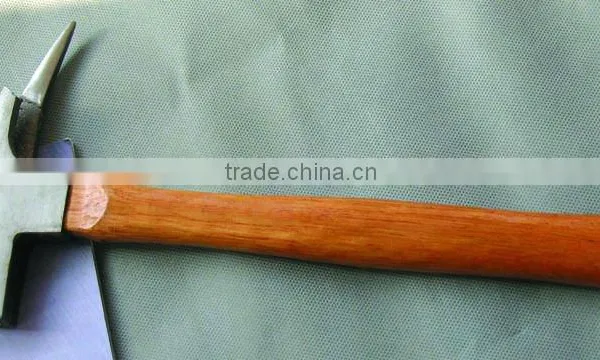 Roofing Hammer With Wooden Handle