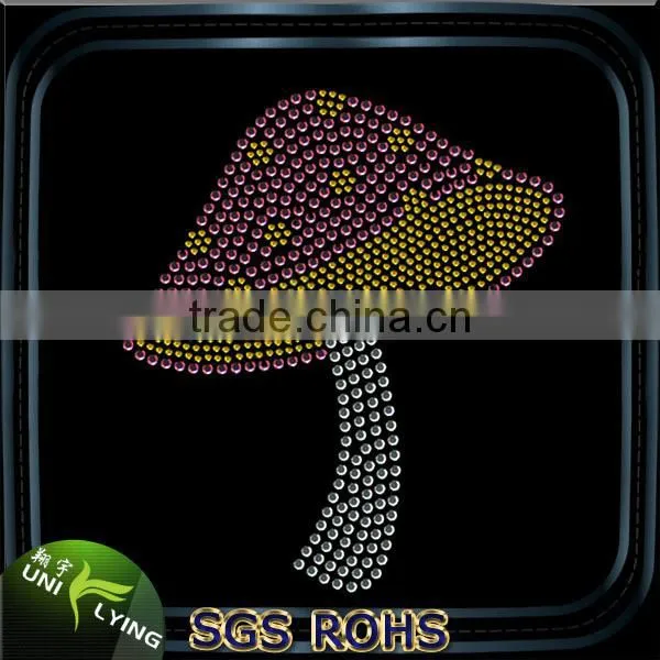 Customized Rhinestone Heat Transfers Applied on T-shirts photo-2