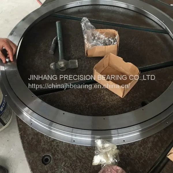 VLI200944N Four Point Contact Ball Slewing Bearing With Gear From China Factory 1048x840x56mm Offer Sample photo-4