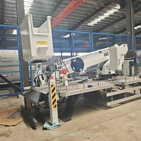 Upper Assembly of 14-meter Telescopic Boom Aerial Work Vehicle. Multiple Units Are Exported in Batches. Overseas Customization is Supported. photo-4