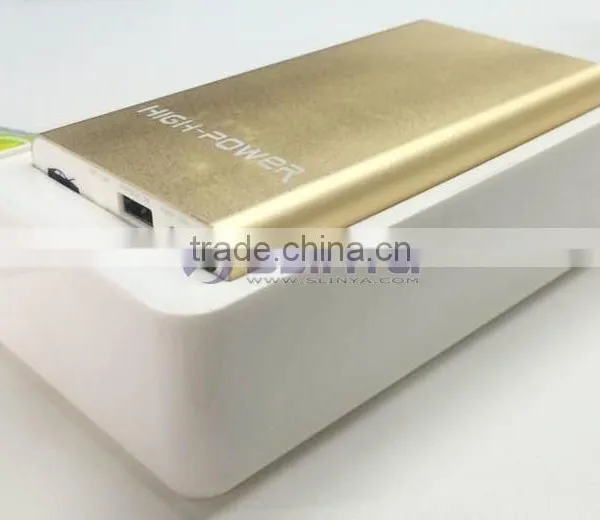 18mm Thick 8000mAh 200A/400A Golden Pocket Size Slim Car Jump Starter photo-6