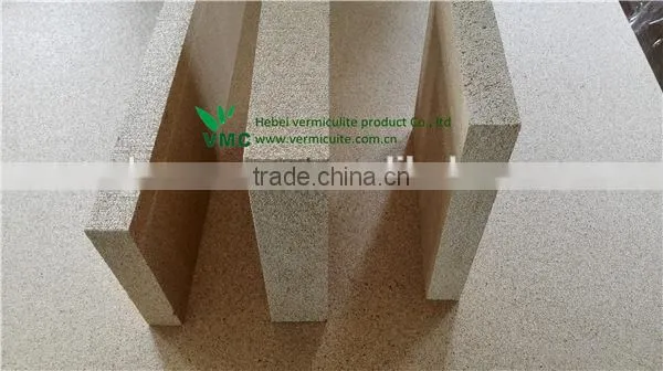 Lightweight Refractory Material Fire Brick Vermiculite Board for Furnace photo-3