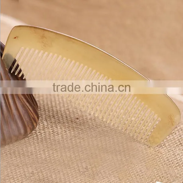 Handmade Craft Horn Comb for Hair Natural Healthy Massage Smoothing Hair Brush for Exquisite Gift photo-2